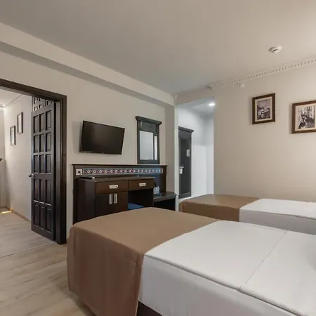 Sky Hotel 4*