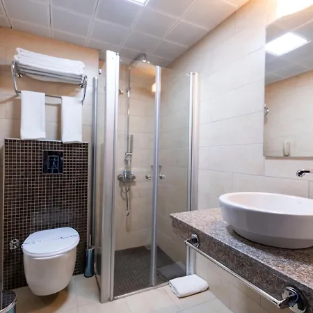 Hotel Sky 4*